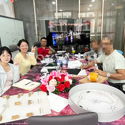 Meetting with VIP client 